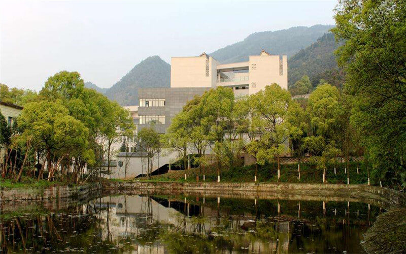 2024考生參考：2023重慶大學(xué)城市科技學(xué)院軟件工程專業(yè)在浙江招生錄取分?jǐn)?shù)及錄取位次