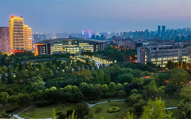 西南政法大學(xué)法學(xué)（中外合作辦學(xué)）專(zhuān)業(yè)（一 ）錄取分?jǐn)?shù)線【四川高考文科】