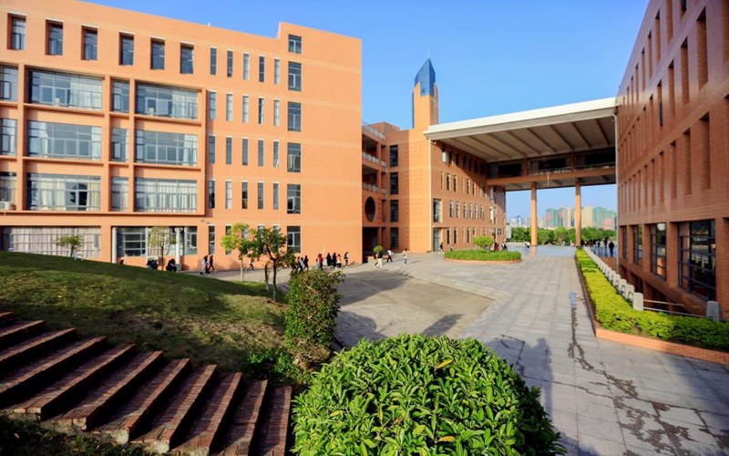 【2023高考參考】華南師范大學(xué)2022年浙江招生專業(yè)及招生計(jì)劃一覽表