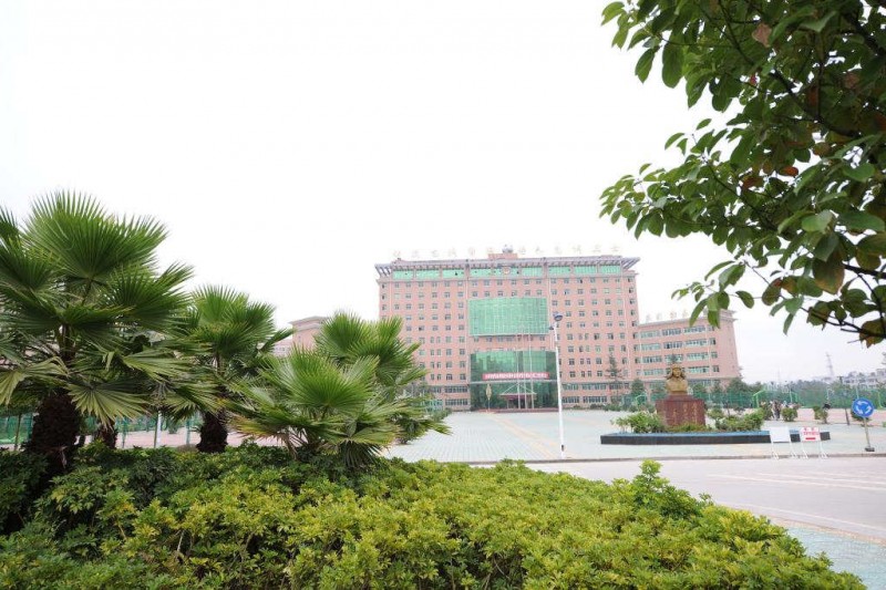 【2023高考參考】貴州警察學(xué)院2022年貴州招生專業(yè)及招生計劃一覽表