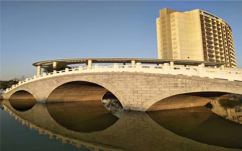 2023年內(nèi)蒙古考生多少分可以上鄭州旅游職業(yè)學(xué)院旅游管理專業(yè)？