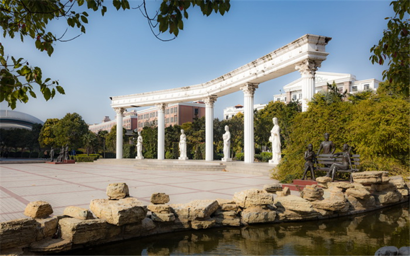 多少分可以上商丘工學(xué)院？商丘工學(xué)院2022年在海南各招生專業(yè)錄取分?jǐn)?shù)匯總