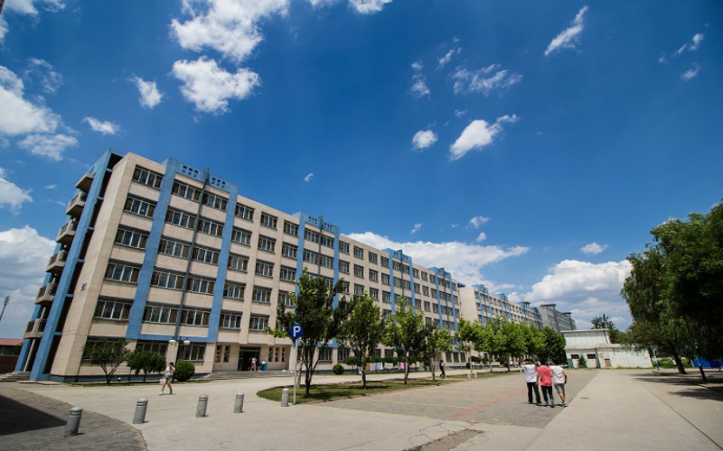 浙江綜合考生排多少名可以上天津理工大學(xué)中環(huán)信息學(xué)院物流管理專業(yè)?