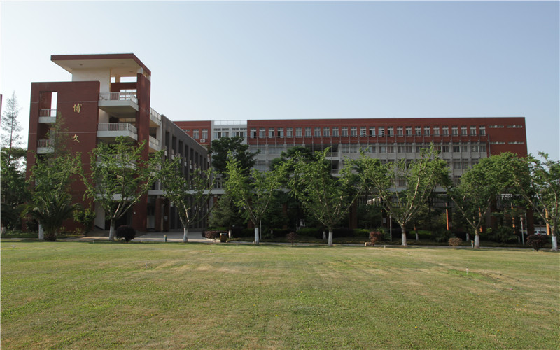 昆明理工大學(xué)信息管理與信息系統(tǒng)專業(yè)錄取分?jǐn)?shù)線【天津高考綜合】