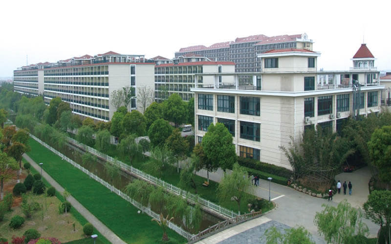 上海師范大學(xué)天華學(xué)院財務(wù)管理專業(yè)在內(nèi)蒙古招生錄取分?jǐn)?shù)(理科)：329分
