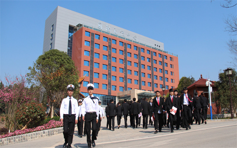 2023年云南交通運(yùn)輸職業(yè)學(xué)院在四川錄取批次及錄取分?jǐn)?shù)參考