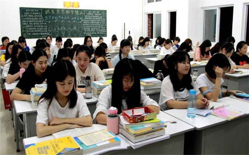皖北衛(wèi)生職業(yè)學(xué)院中醫(yī)學(xué)專業(yè)錄取分?jǐn)?shù)線【河北高考?xì)v史類】