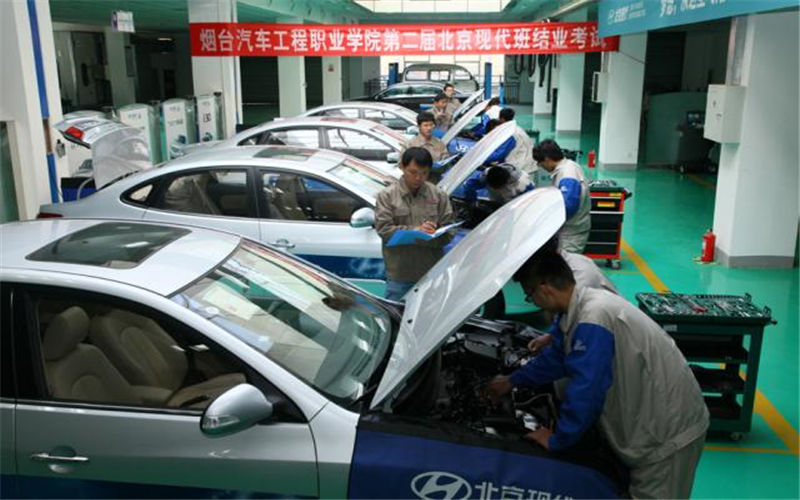 煙臺汽車工程職業(yè)學(xué)院現(xiàn)代通信技術(shù)（一）專業(yè)在河北招生錄取分數(shù)(歷史類)：256分