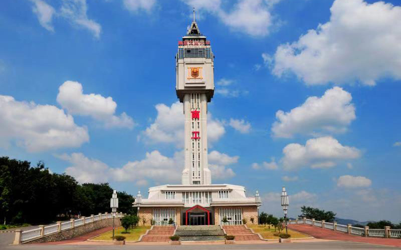 2024年南京工業(yè)大學新能源材料與器件專業(yè)在內蒙古錄取分數線參考