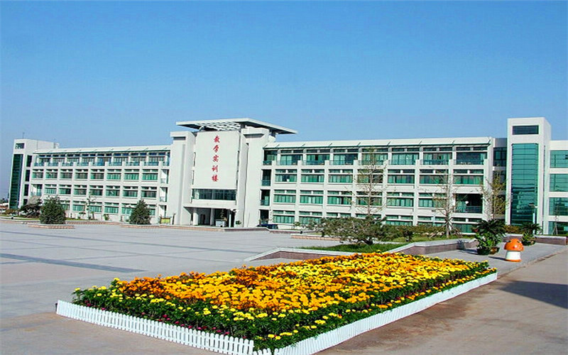 濟南工程職業(yè)技術(shù)學(xué)院服裝與服飾設(shè)計專業(yè)在山東招生錄取分?jǐn)?shù)(綜合)：368分
