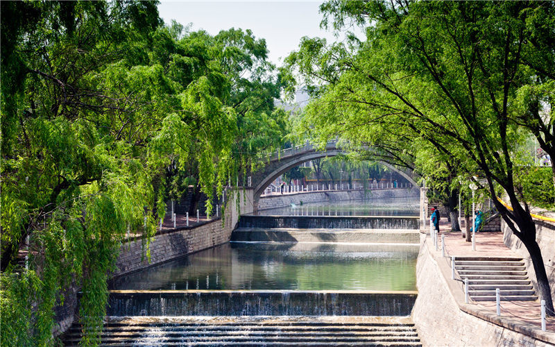 山東財(cái)經(jīng)大學(xué)法學(xué)專業(yè)在浙江招生錄取分?jǐn)?shù)(綜合)：605分