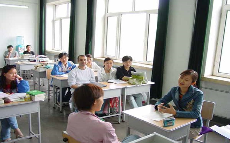 2024考生參考：2023大慶師范學院漢語言文學（師范）專業(yè)在浙江招生錄取分數(shù)及錄取位次
