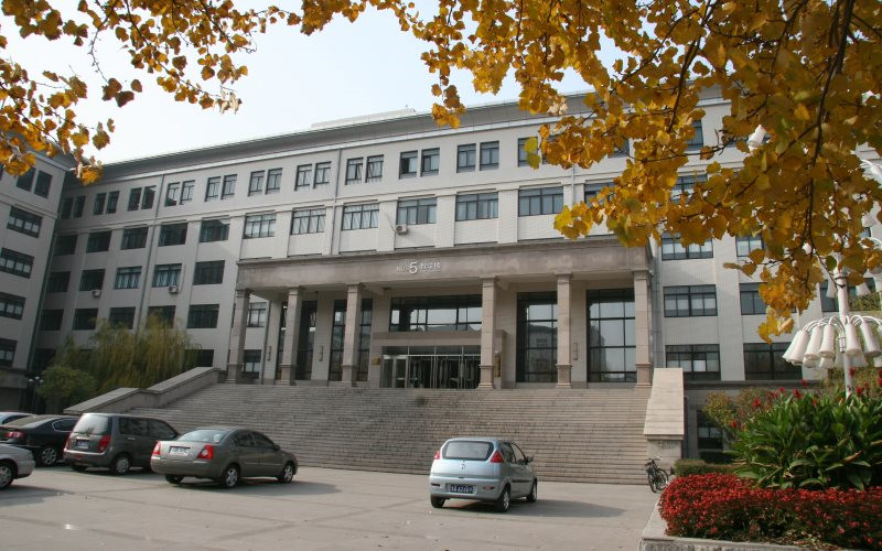 2023年重慶考生多少分可以上哈爾濱學(xué)院數(shù)學(xué)與應(yīng)用數(shù)學(xué)專業(yè)？