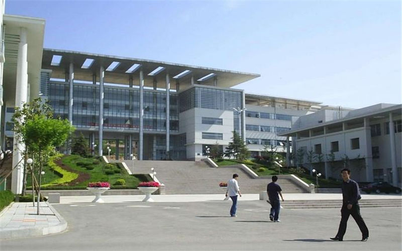 2023年山東考生多少分可以上青島科技大學(xué)智能制造工程專業(yè)？