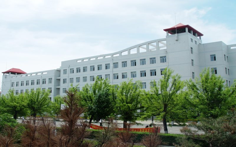 黑龍江農(nóng)業(yè)工程職業(yè)學(xué)院數(shù)控技術(shù)專業(yè)在遼寧招生錄取分數(shù)(物理類)：324分