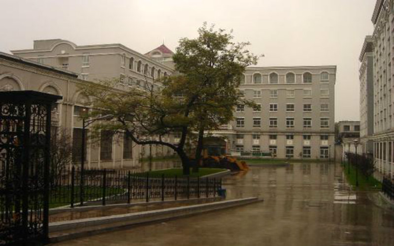 太原科技大學(xué)華科學(xué)院機(jī)械設(shè)計(jì)制造及其自動(dòng)化專業(yè)在湖北招生錄取分?jǐn)?shù)(物理類)：467分