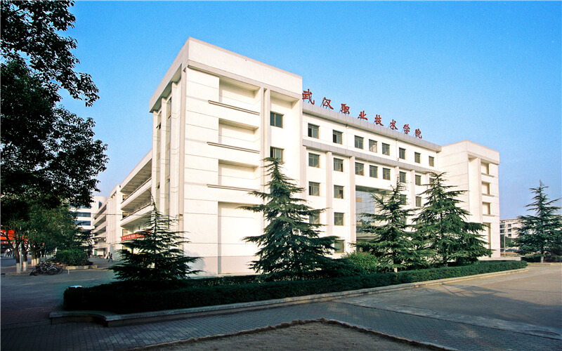 多少分可以上武漢職業(yè)技術(shù)學(xué)院？武漢職業(yè)技術(shù)學(xué)院2022年在內(nèi)蒙古各招生專業(yè)錄取分?jǐn)?shù)匯總