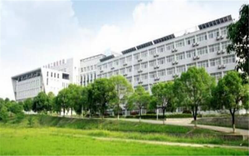 湖北第二師范學(xué)院計(jì)算機(jī)類(lèi)專業(yè)在河北招生錄取分?jǐn)?shù)(物理類(lèi))：526分