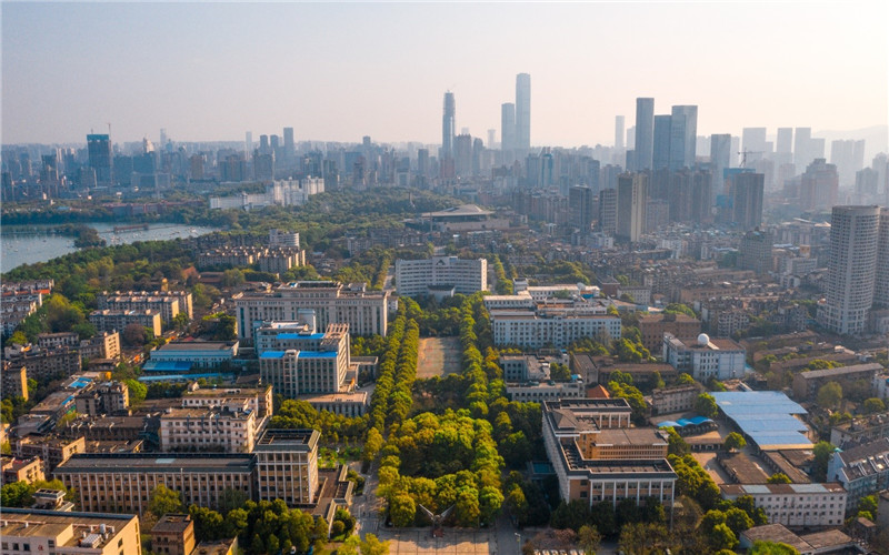 2024年國防科技大學(xué)大數(shù)據(jù)管理與應(yīng)用專業(yè)在內(nèi)蒙古錄取分?jǐn)?shù)線參考