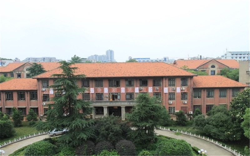 【2023高考參考】湖南工程學(xué)院應(yīng)用技術(shù)學(xué)院2022年重慶招生專業(yè)及招生計劃一覽表