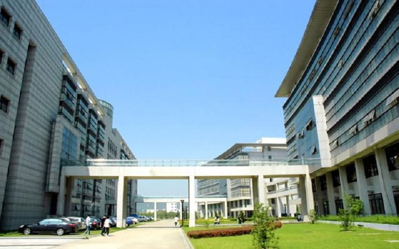 無錫職業(yè)技術(shù)學(xué)院機(jī)械制造及自動化專業(yè)在重慶招生錄取分?jǐn)?shù)(歷史類)：409分
