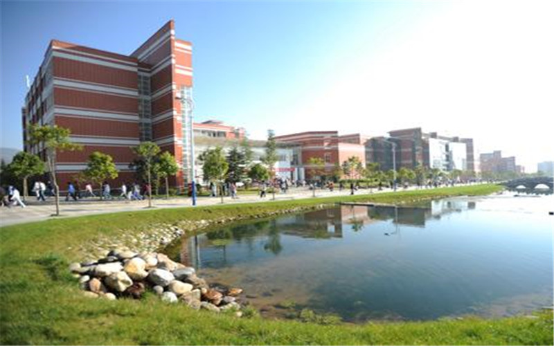 保山學院數(shù)學與應用數(shù)學專業(yè)在重慶招生錄取分數(shù)(物理類)：483分