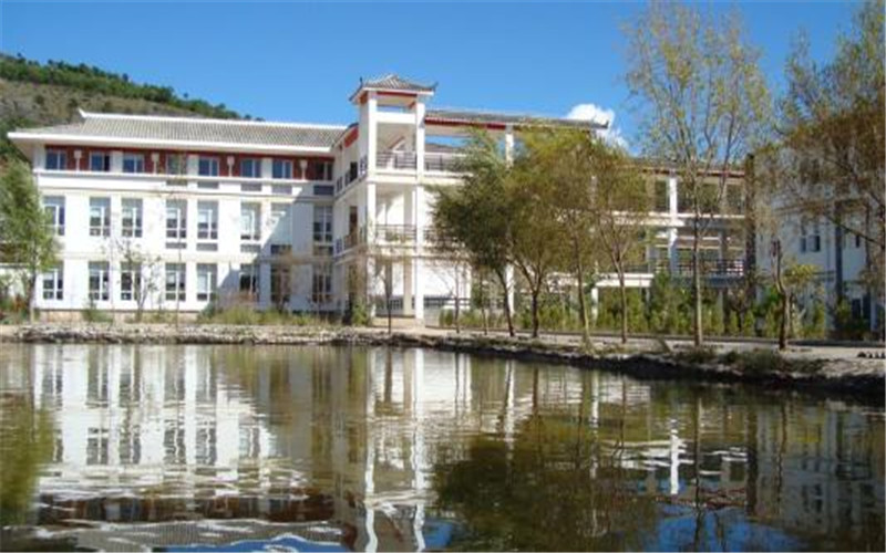 云南旅游職業(yè)學(xué)院現(xiàn)代物流管理專業(yè)錄取分?jǐn)?shù)線【云南高考理科】