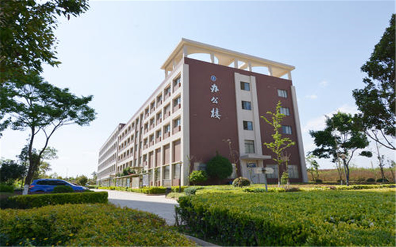 2023年云南商務(wù)職業(yè)學(xué)院在河北招生專業(yè)及招生人數(shù)匯總