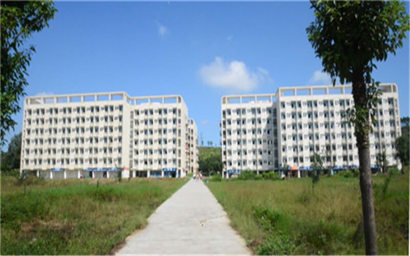 襄陽汽車職業(yè)技術(shù)學院工業(yè)機器人技術(shù)專業(yè)在河北招生錄取分數(shù)(物理類)：370分