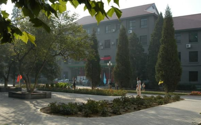 2024考生參考：2023北京第二外國(guó)語(yǔ)學(xué)院酒店管理專(zhuān)業(yè)在河北招生錄取分?jǐn)?shù)及錄取位次
