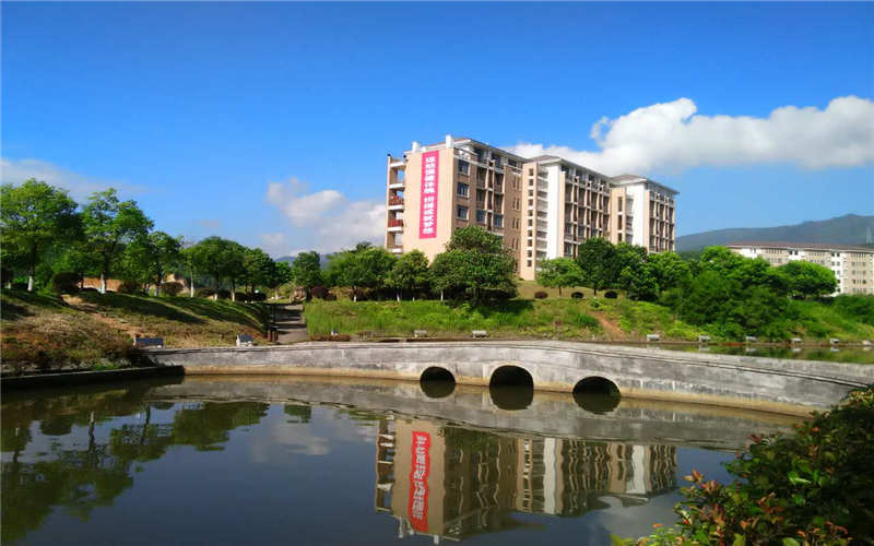 【2023高考參考】閩北職業(yè)技術(shù)學院2022年新疆招生專業(yè)及招生計劃一覽表