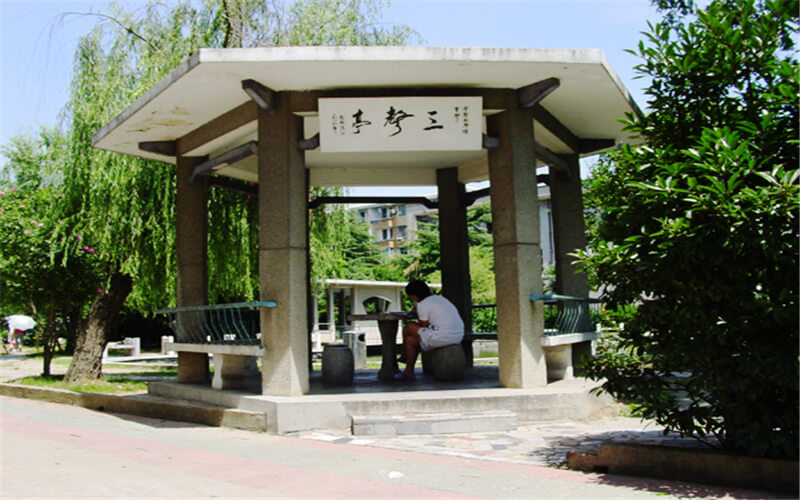 2024年湖北工程學(xué)院生物工程專業(yè)在內(nèi)蒙古錄取分?jǐn)?shù)線參考