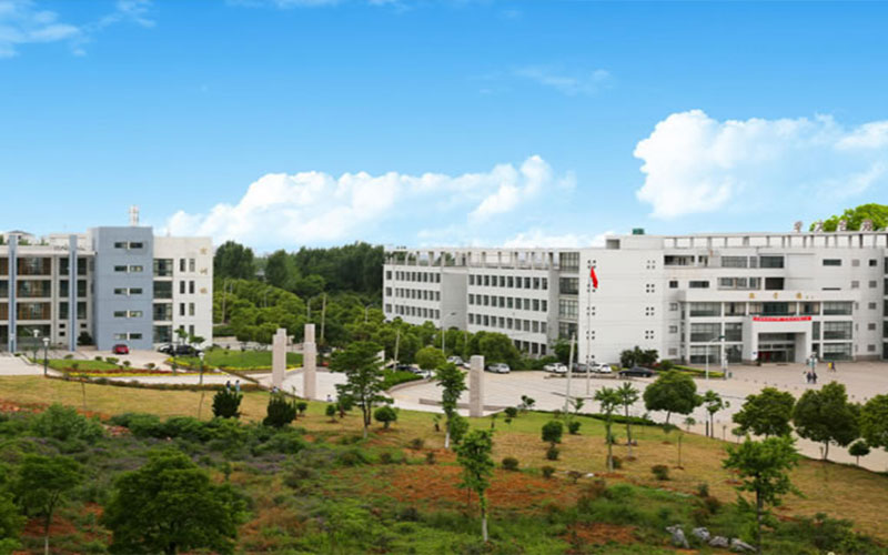 河北歷史類考生排多少名可以上淮南聯(lián)合大學(xué)藥學(xué)專業(yè)?