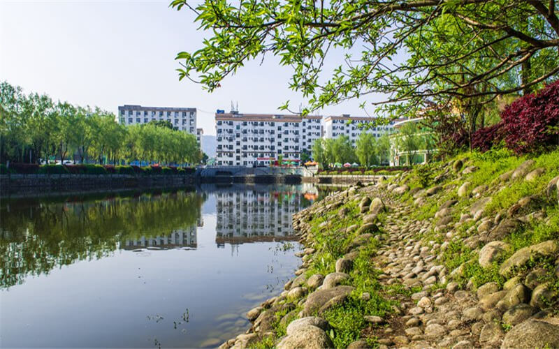 2023年河北考生多少分可以上咸寧職業(yè)技術(shù)學(xué)院機(jī)械設(shè)計與制造專業(yè)？