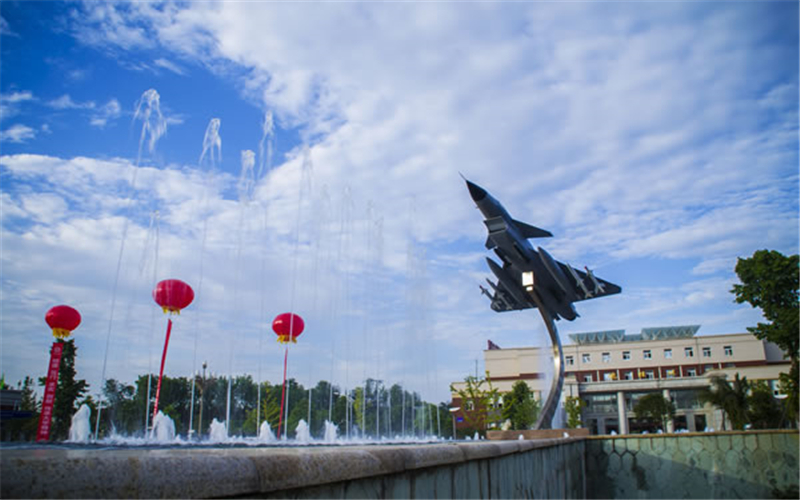 成都航空職業(yè)技術(shù)學(xué)院電子信息工程技術(shù)專業(yè)錄取分?jǐn)?shù)線【河北高考物理類】
