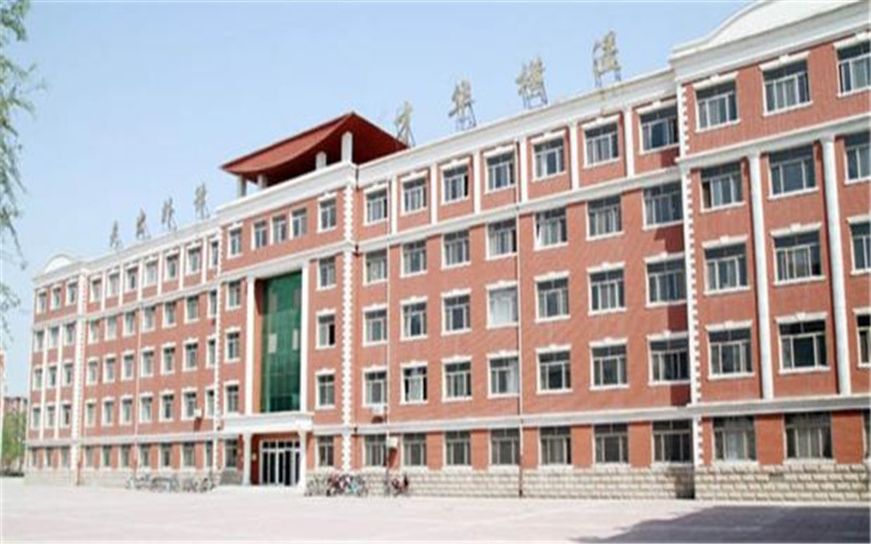2023年河北外國語學(xué)院在內(nèi)蒙古招生專業(yè)有哪些？學(xué)費是多少？