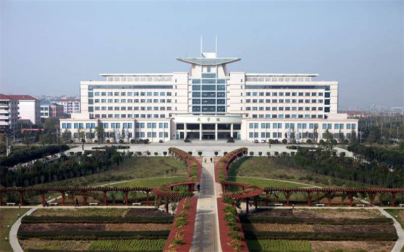 空軍工程大學(xué)飛行器動(dòng)力工程（航空機(jī)械技術(shù)與指揮）（專(zhuān)業(yè)類(lèi)別：軍事（一）專(zhuān)業(yè)在內(nèi)蒙古招生錄取分?jǐn)?shù)(理科)：553分