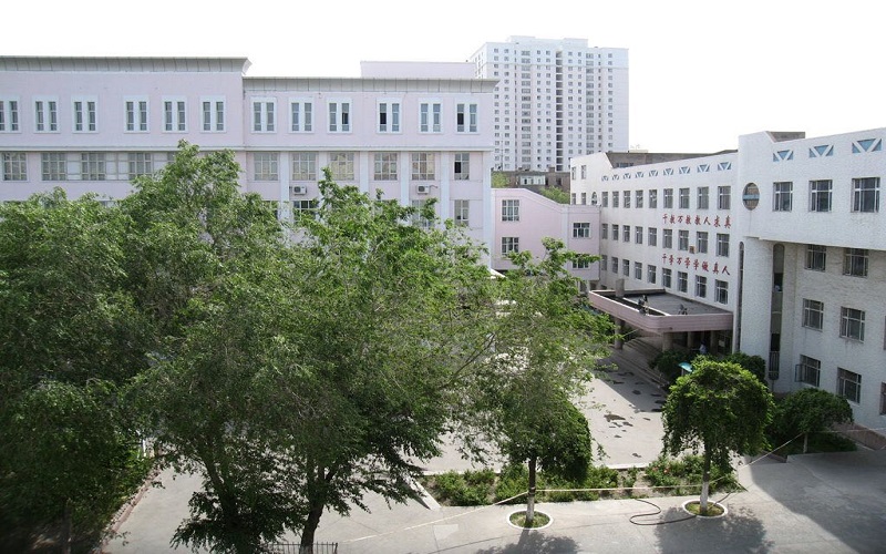 重慶歷史類考生排多少名可以上新疆師范大學(xué)漢語國際教育專業(yè)?