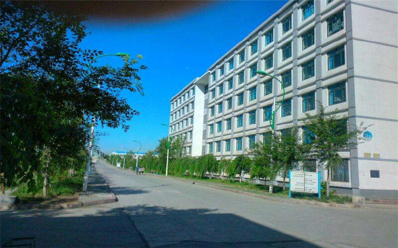 2024年河北高考?xì)v史類多少分能上新疆建設(shè)職業(yè)技術(shù)學(xué)院？【各專業(yè)分?jǐn)?shù)參考匯總】