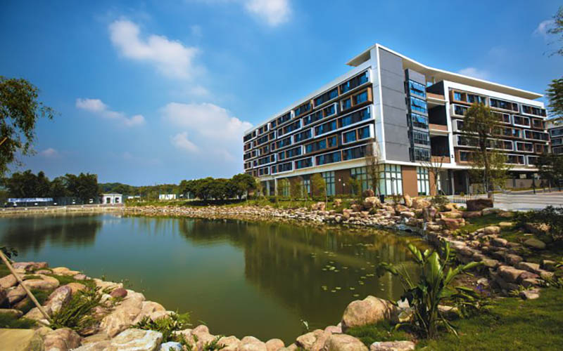 2024考生參考：2023北京師范大學(xué)-香港浸會(huì)大學(xué)聯(lián)合國(guó)際學(xué)院統(tǒng)計(jì)學(xué)（中外合作辦學(xué)）專業(yè)在遼寧招生錄取分?jǐn)?shù)及錄取位次