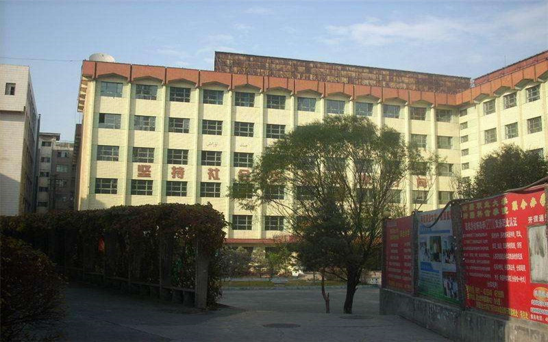新疆職業(yè)大學(xué)酒店管理與數(shù)字化運營專業(yè)錄取分數(shù)線【河北高考歷史類】