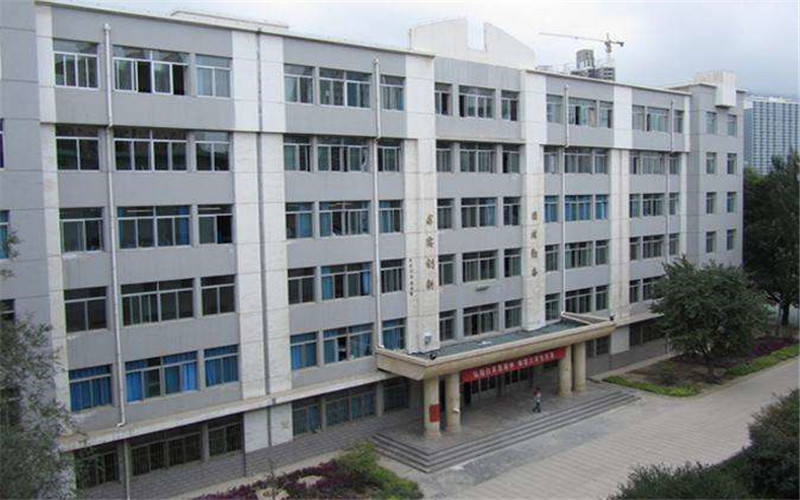2023年遼寧考生多少分可以上和田師范專科學(xué)校小學(xué)數(shù)學(xué)教育（師范類）專業(yè)？