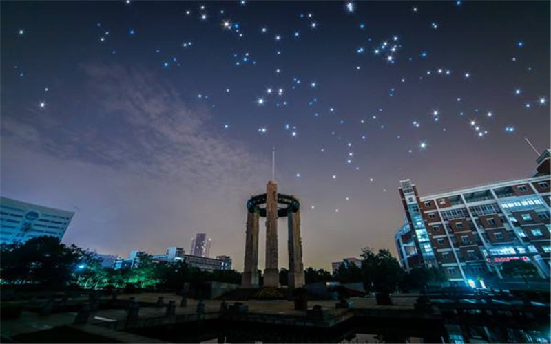 杭州電子科技大學(xué)計(jì)算機(jī)科學(xué)與技術(shù)（中外合作辦學(xué)）專(zhuān)業(yè)在浙江招生錄取分?jǐn)?shù)(綜合)：615分