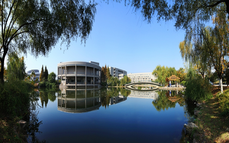重慶歷史類(lèi)考生排多少名可以上河海大學(xué)廣播電視學(xué)專(zhuān)業(yè)?
