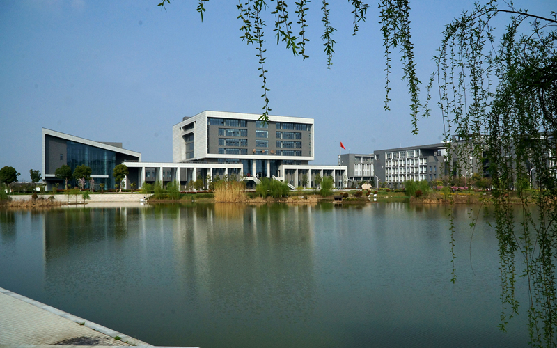 河北歷史類考生排多少名可以上中國(guó)藥科大學(xué)英語(yǔ)（醫(yī)藥方向）專業(yè)?
