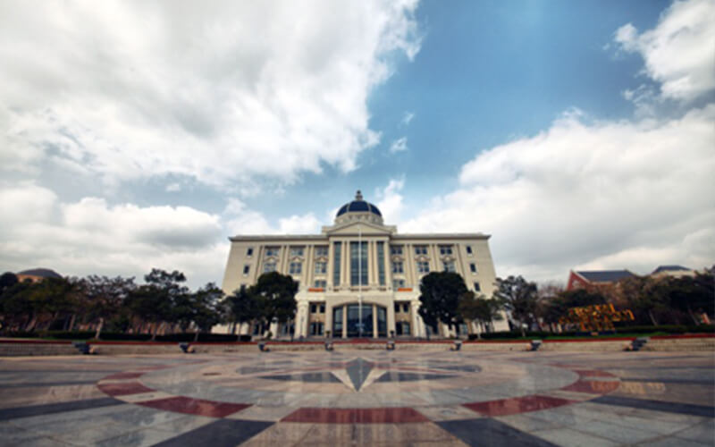 2023年上海外國語大學在安徽招生專業(yè)及招生人數(shù)匯總