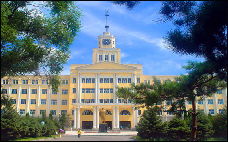 2023年佳木斯大學在山東招生專業(yè)有哪些？學費是多少？