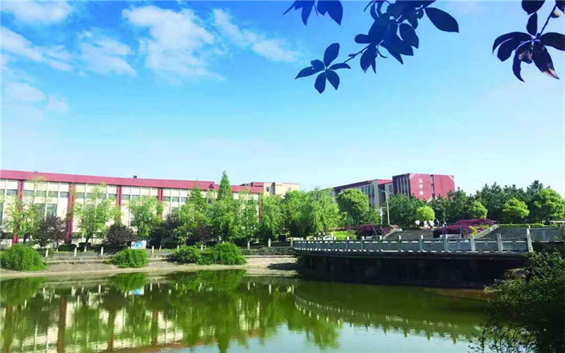 2024考生參考：2023江西工業(yè)貿(mào)易職業(yè)技術(shù)學(xué)院大數(shù)據(jù)與會(huì)計(jì)專業(yè)在浙江招生錄取分?jǐn)?shù)及錄取位次
