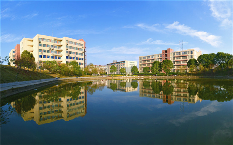 多少分可以上江西旅游商貿(mào)職業(yè)學(xué)院？江西旅游商貿(mào)職業(yè)學(xué)院2022年在廣東各招生專(zhuān)業(yè)錄取分?jǐn)?shù)匯總