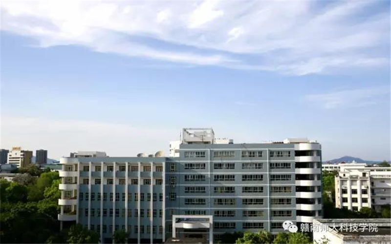 【2023高考參考】贛南師范大學(xué)科技學(xué)院2022年天津招生專業(yè)及招生計劃一覽表